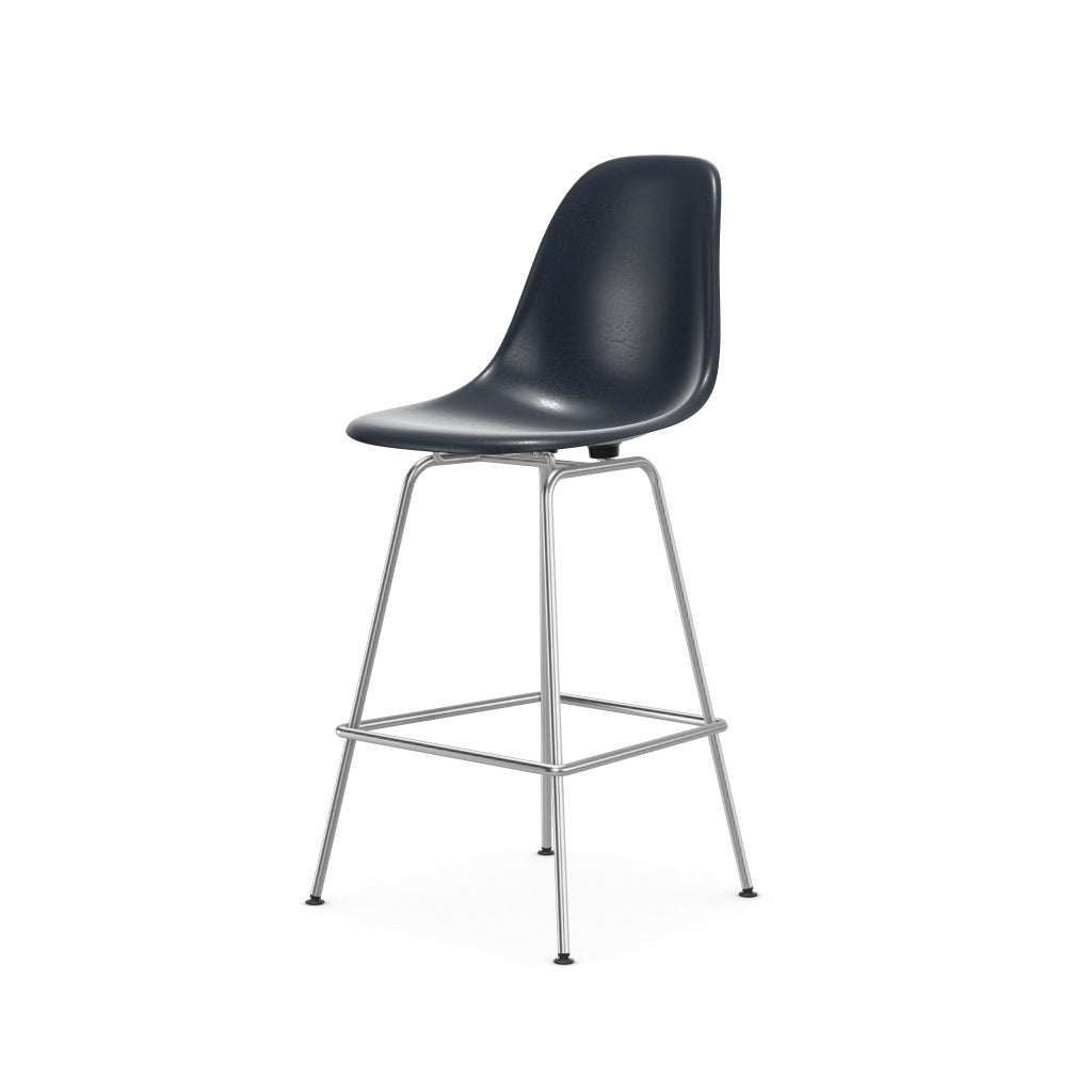 The picture of product EFC Fiberglass Stool Medium