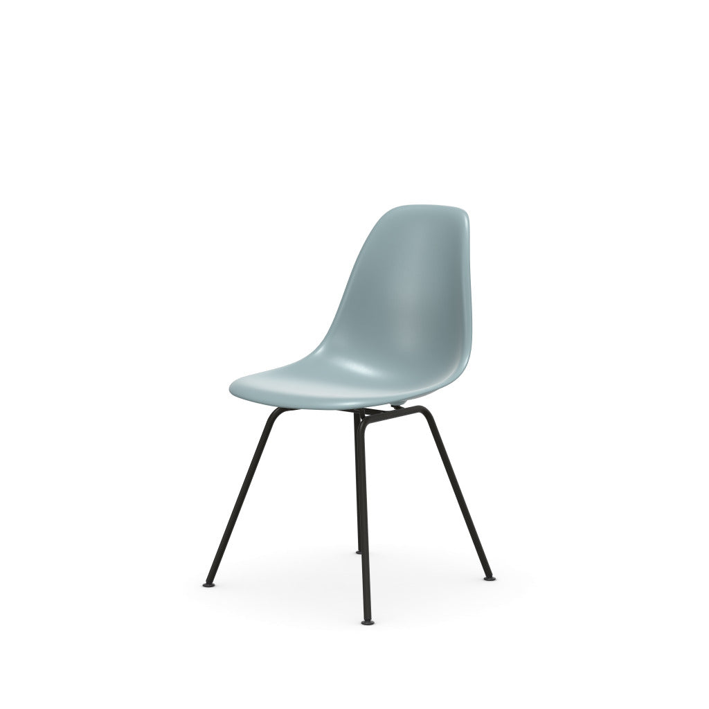 The picture of product EPC DSX Plastic Side Chair