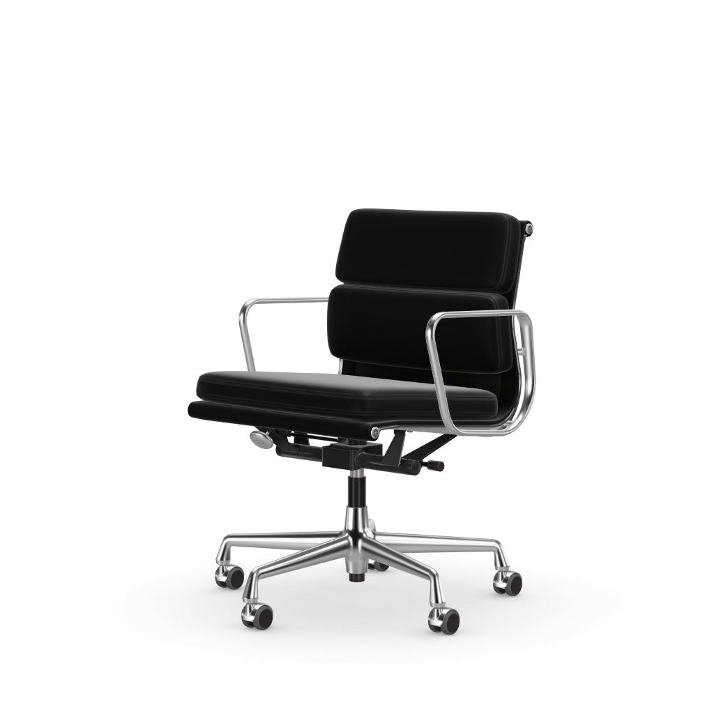 The picture of product EA217 Soft Pad Chair