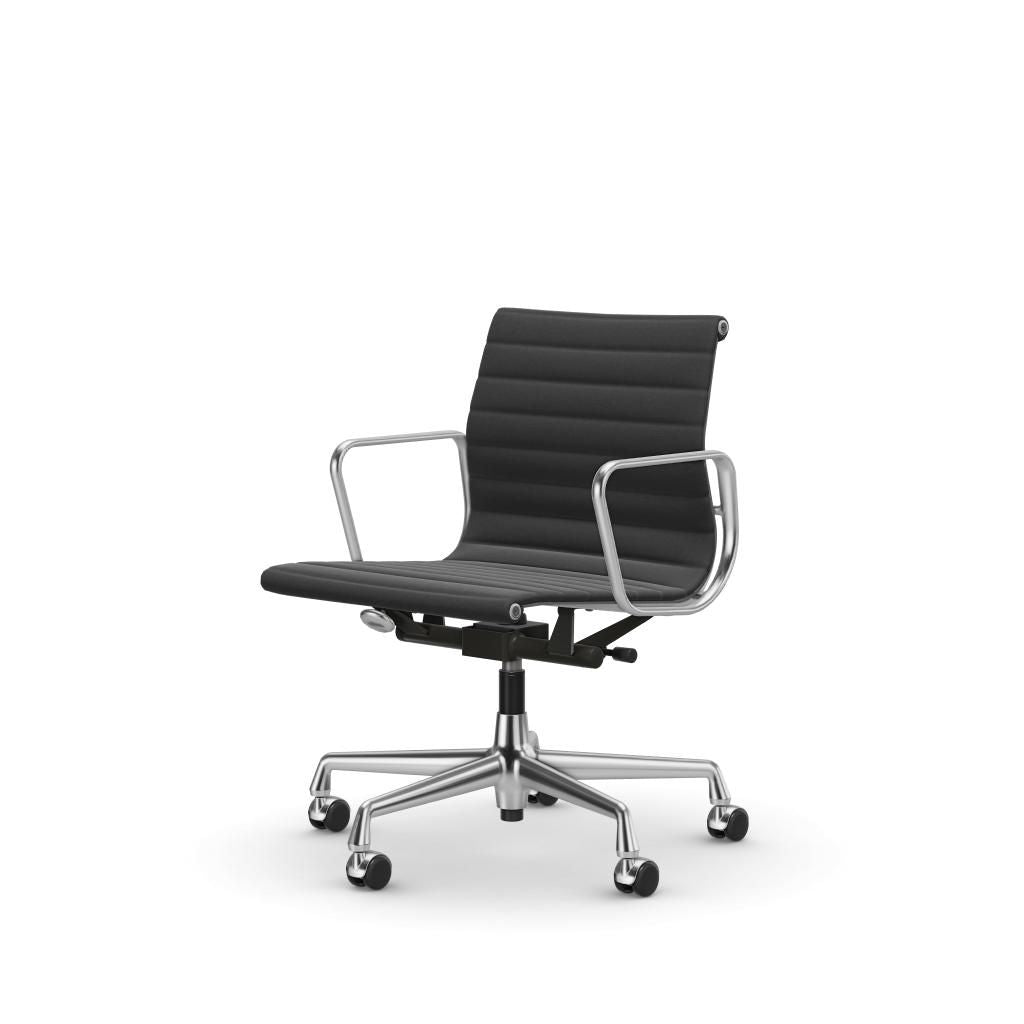 Aluminium Chair EA 118