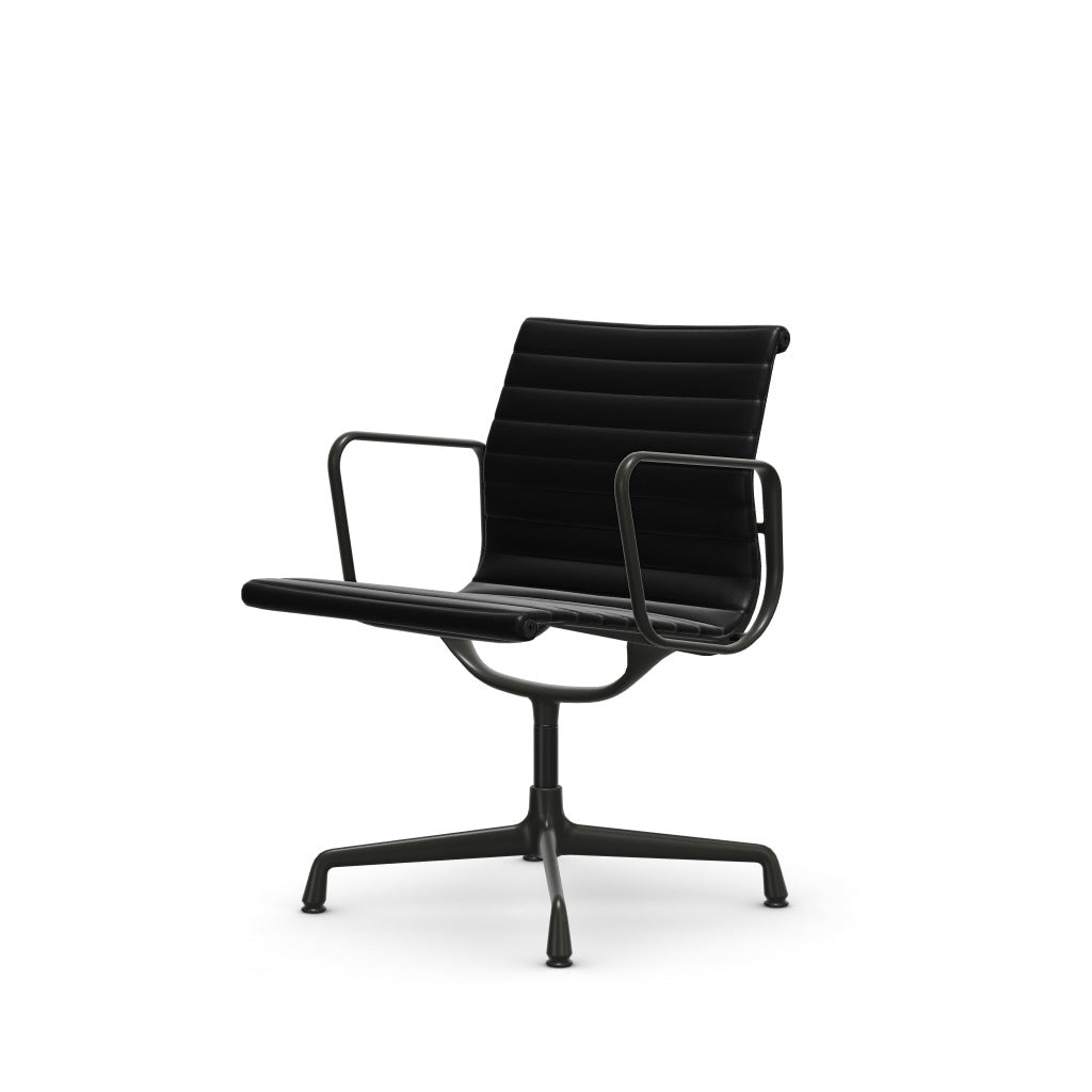 The picture of product Aluminium Chair EA 108