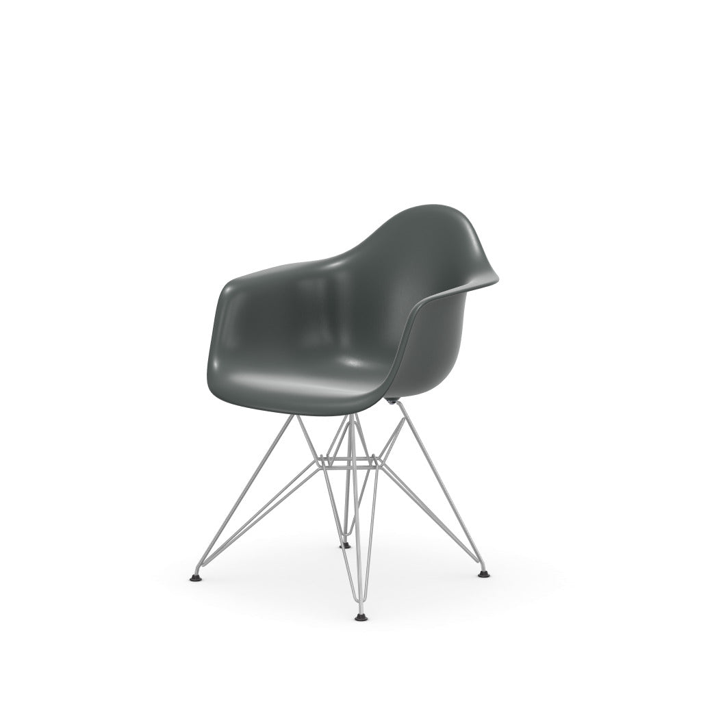 The picture of product Eames Plastic Armchair DAR