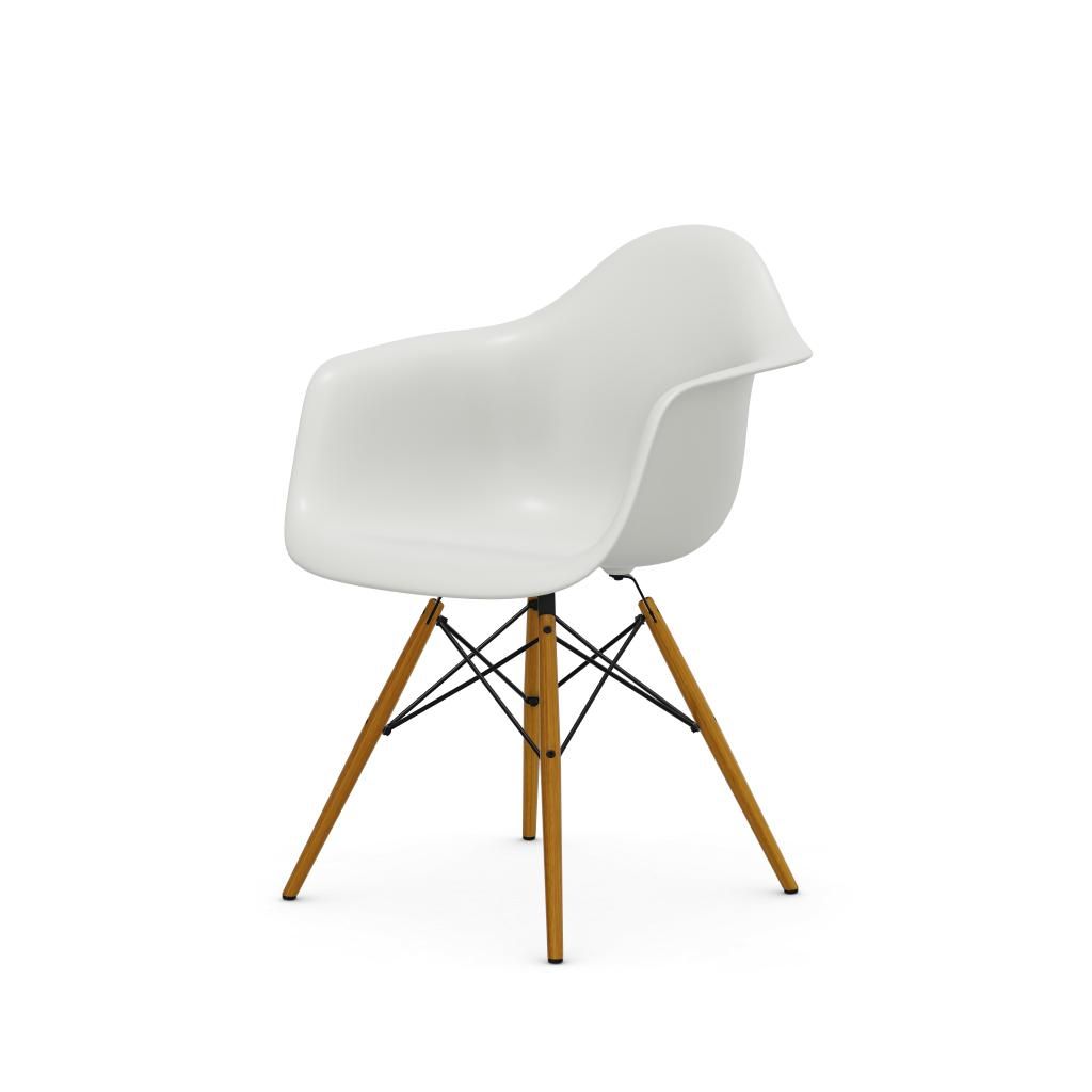 Eames Plastic Armchair DAW