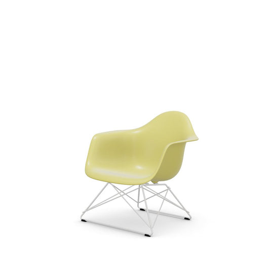 Eames Plastic Armchair LAR