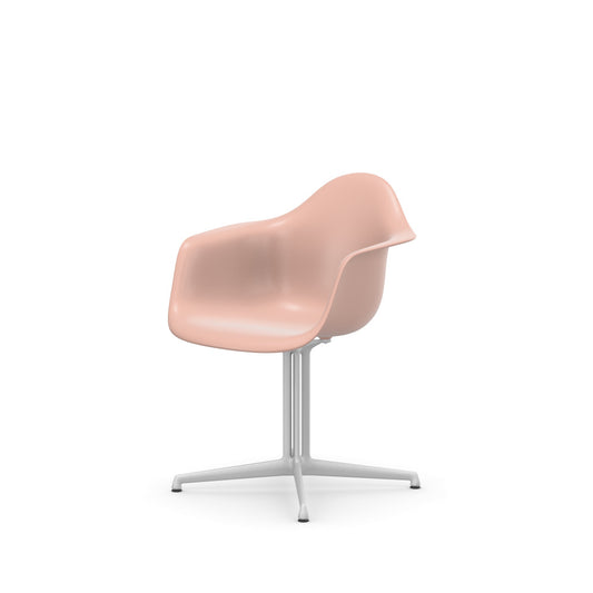 The picture of product EAS DAL Plastic Armchair (neue Höhe)