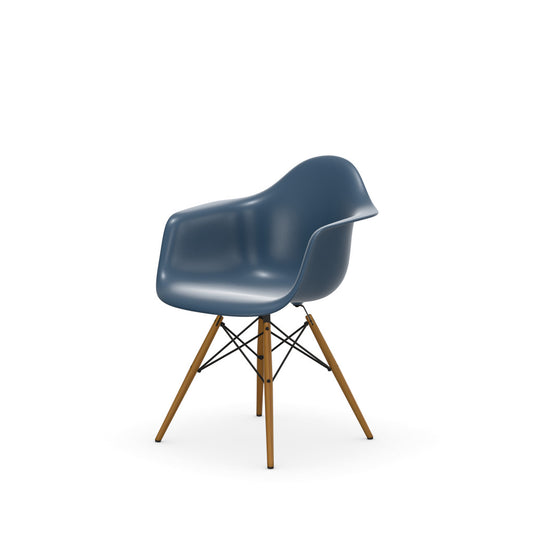The picture of product EAS DAW Plastic Armchair            (OS)