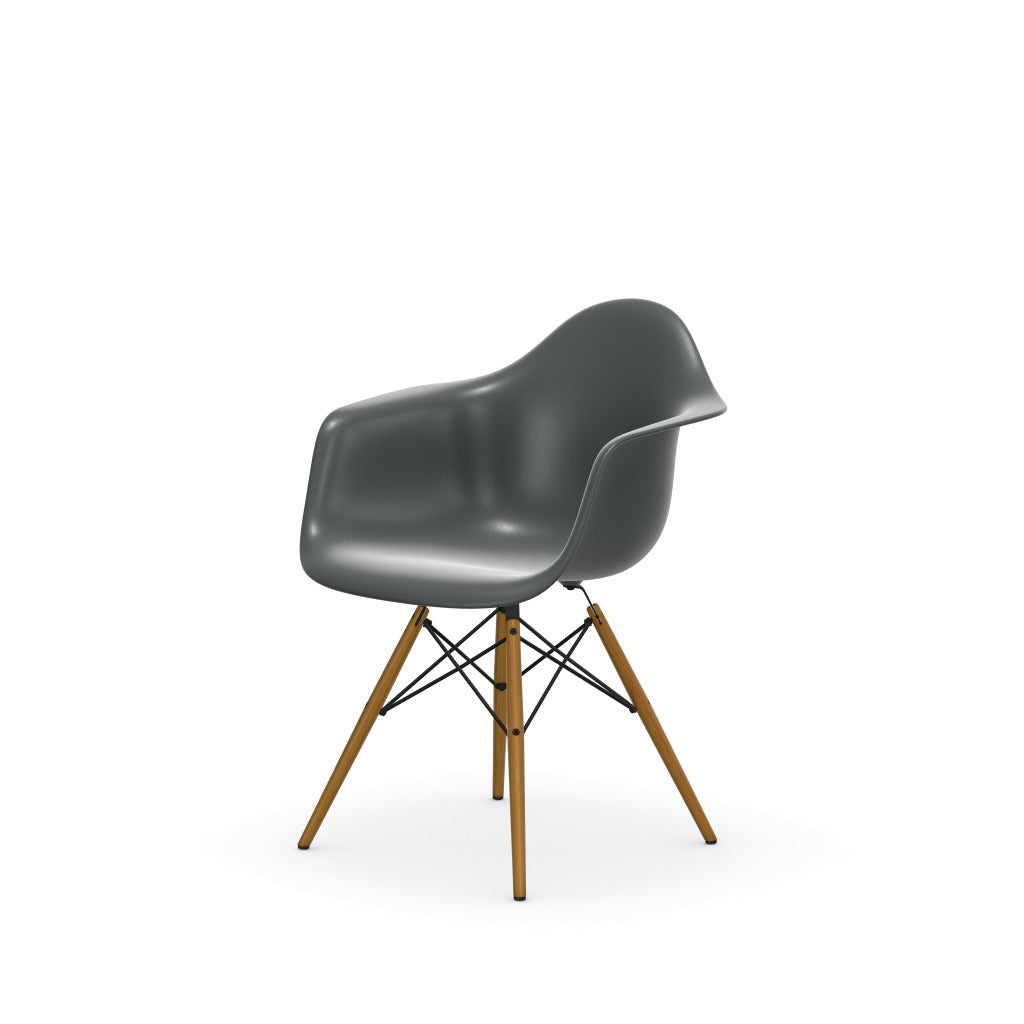 Eames Plastic Armchair RE DAW