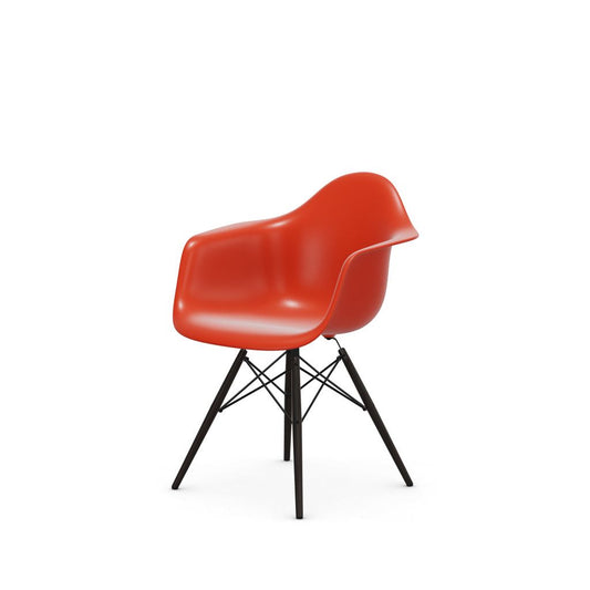 Eames Plastic Armchair DAW