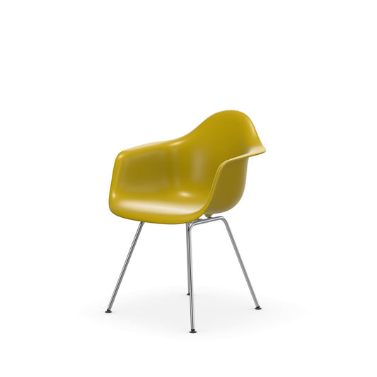 Eames Plastic Armchair RE DAX