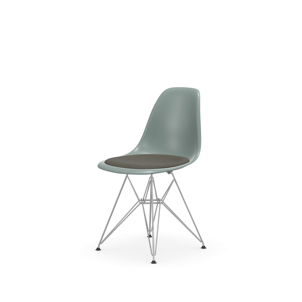 The picture of product EPC DSR Plastic Side Chair m.SP