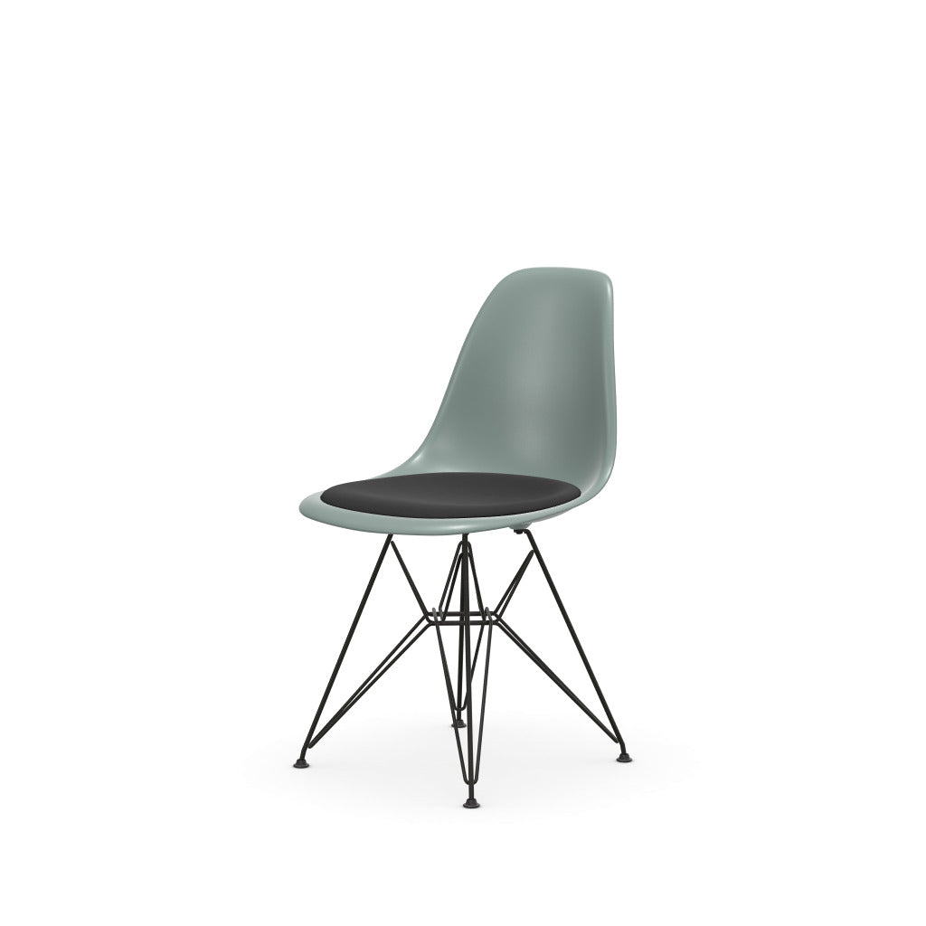 The picture of product EPC DSR Plastic Side Chair m.SP