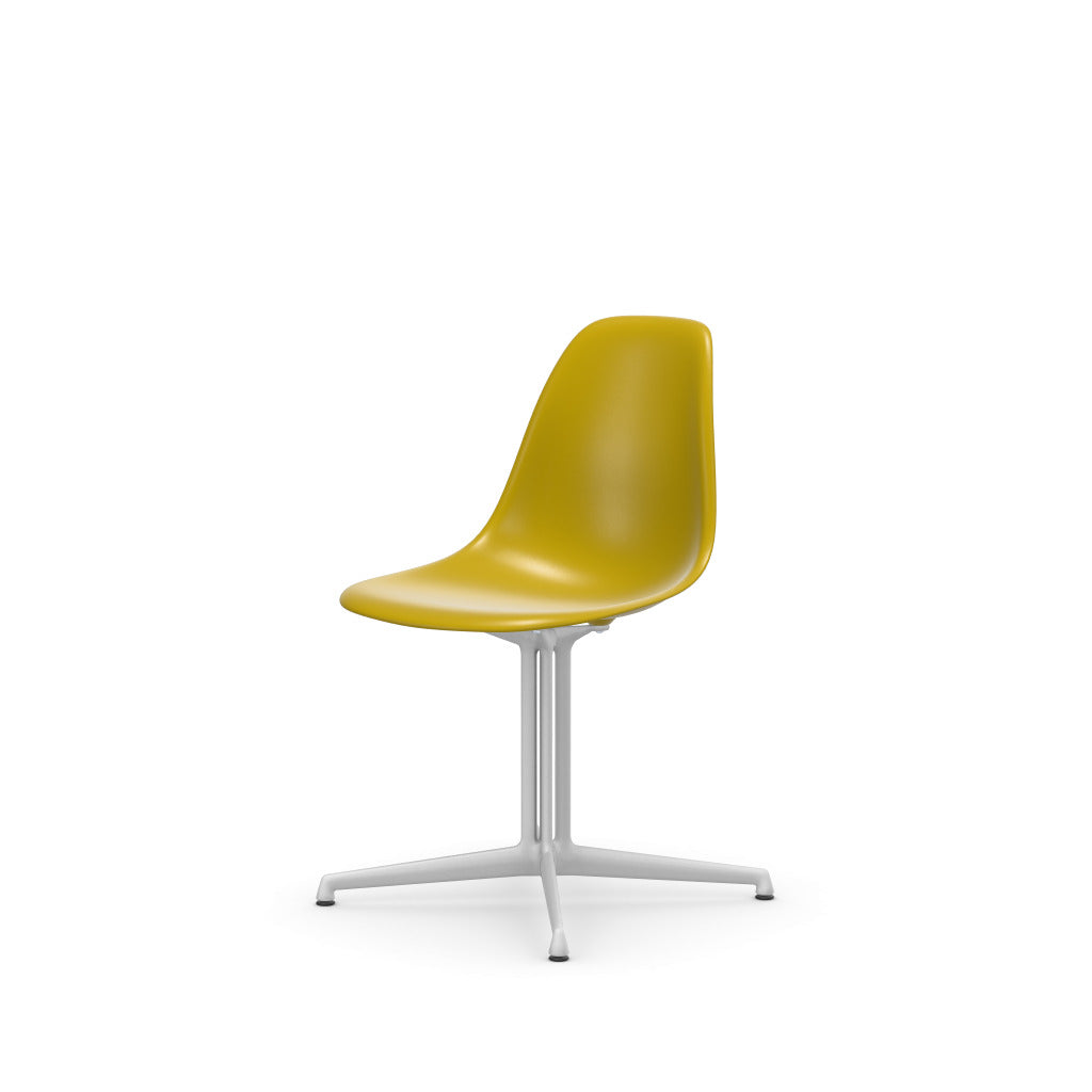 The picture of product EPC DSL Plastic Side Chair (neue Höhe)
