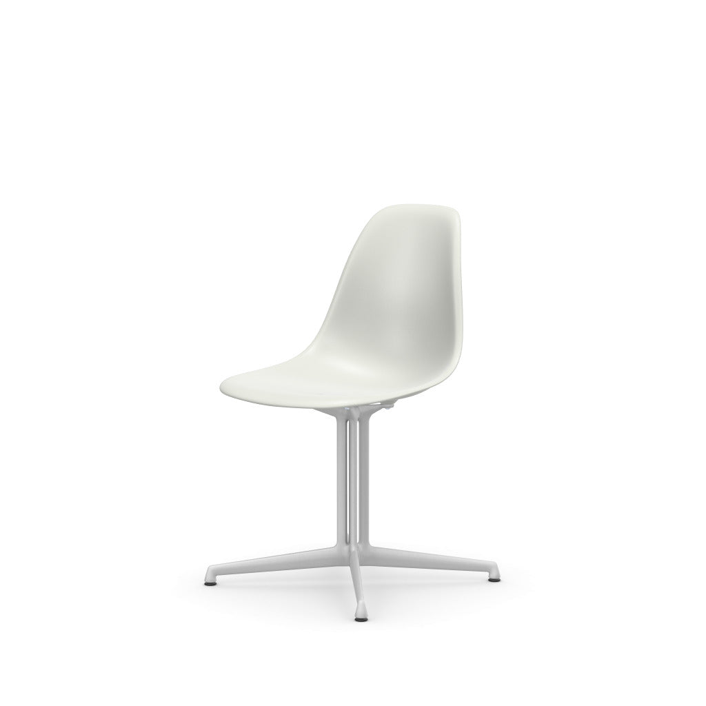 The picture of product EPC DSL Plastic Side Chair (neue Höhe)