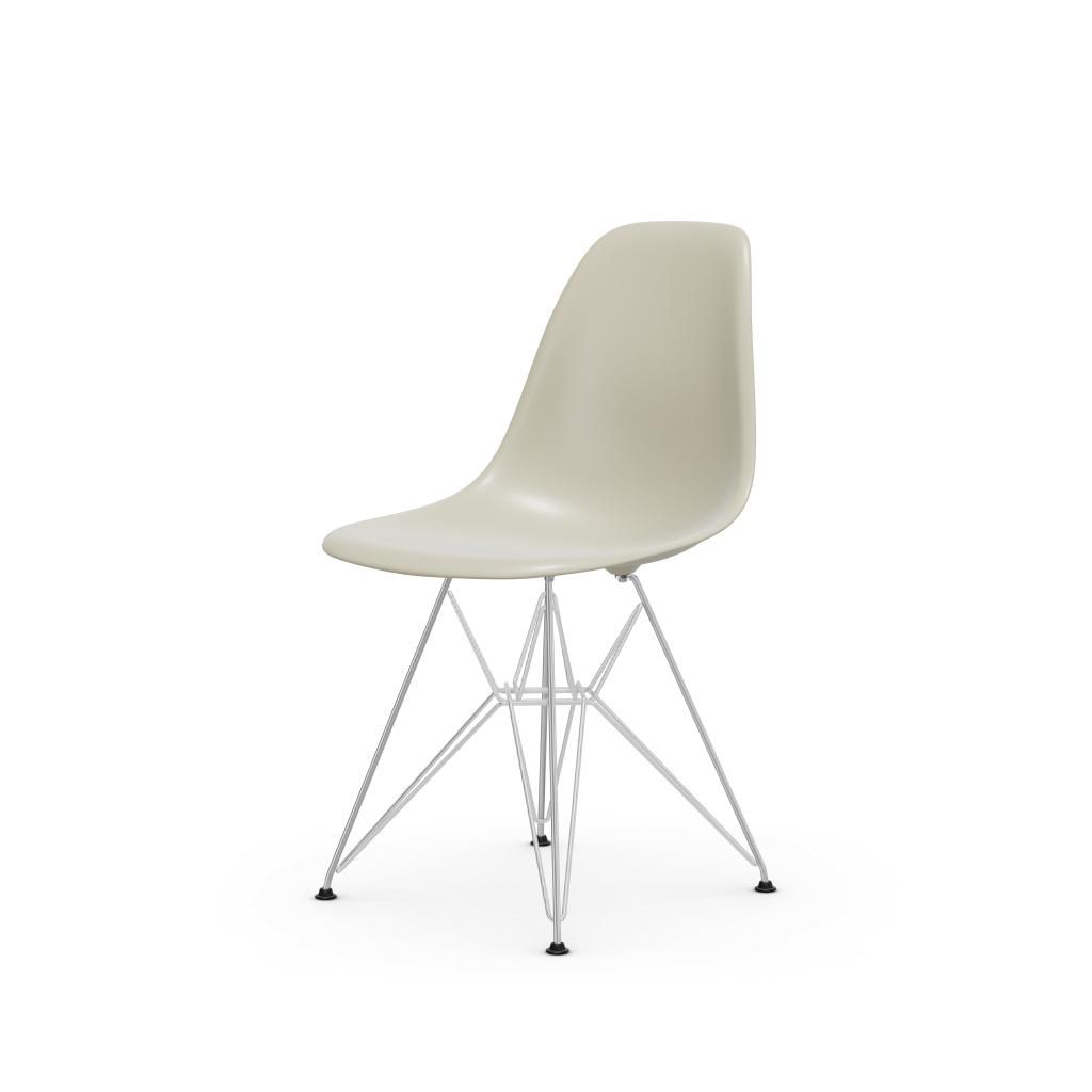 Eames Plastic Sidechair DSR