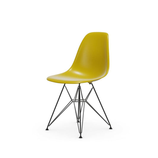 Eames Plastic Sidechair DSR