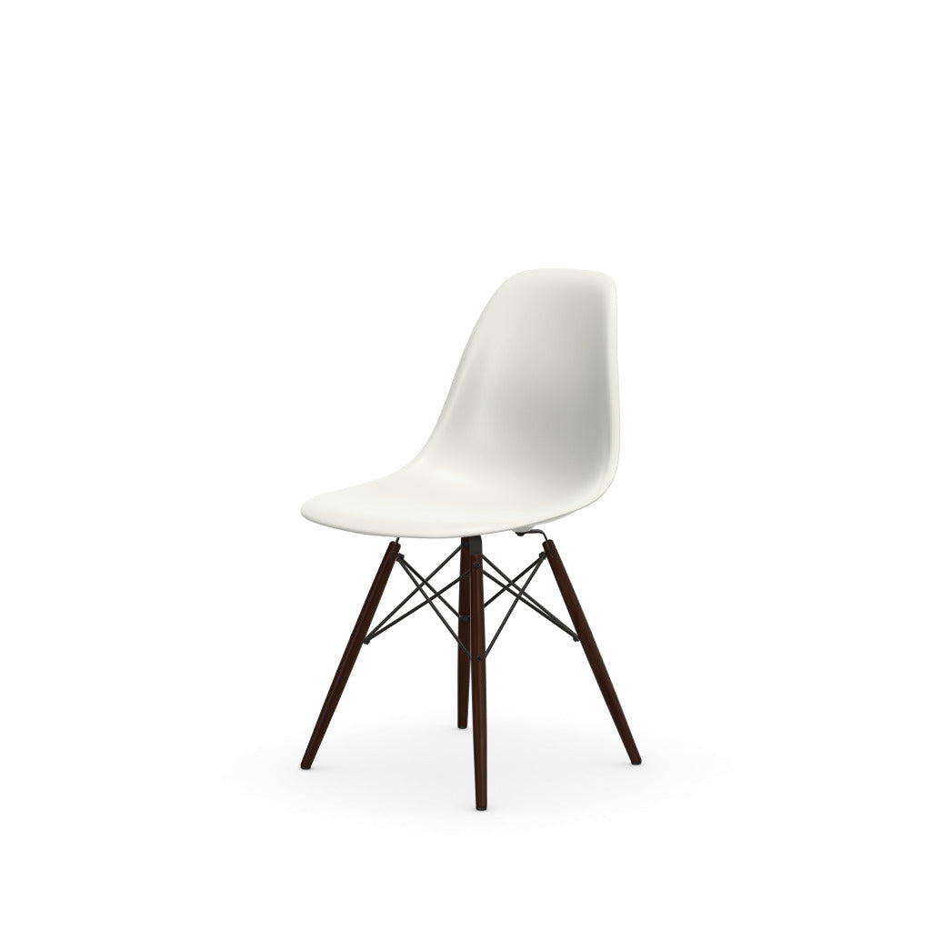 Eames Plastic Side Chair DSW