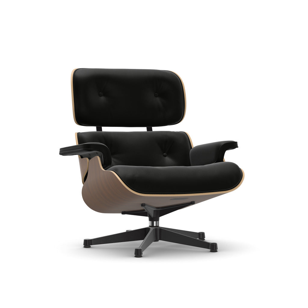 The picture of product LCH Lounge Chair Nussbaum schwarz pig.