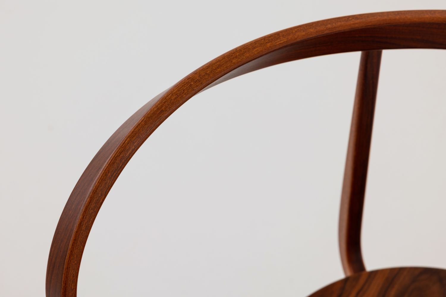 Pretzel Chair