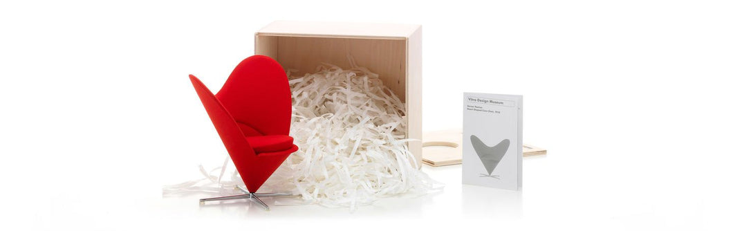 Miniatures Heart-Shaped Cone Chair